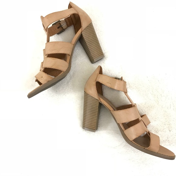 APT. 9 open toe heels Size 9 - Picture 4 of 5